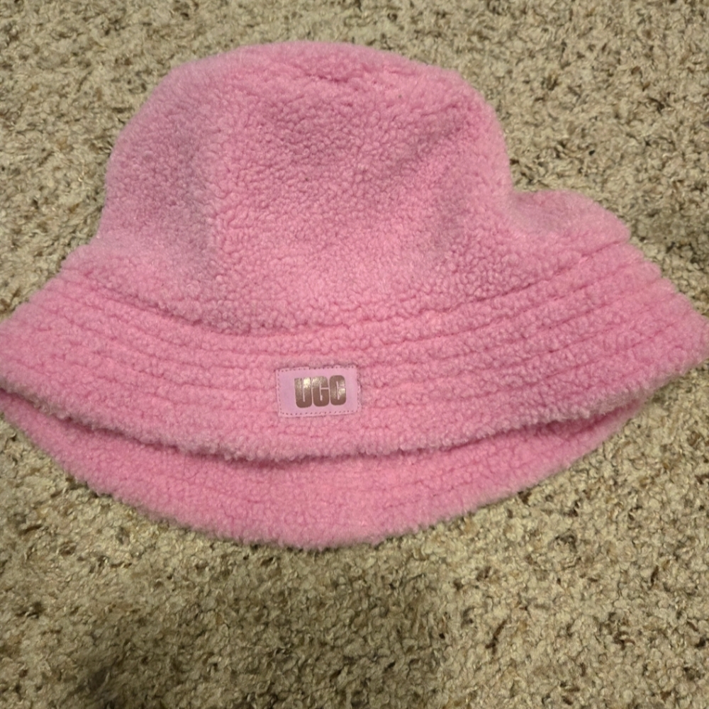 UGG Sherpa bucket hat Rose Quartz